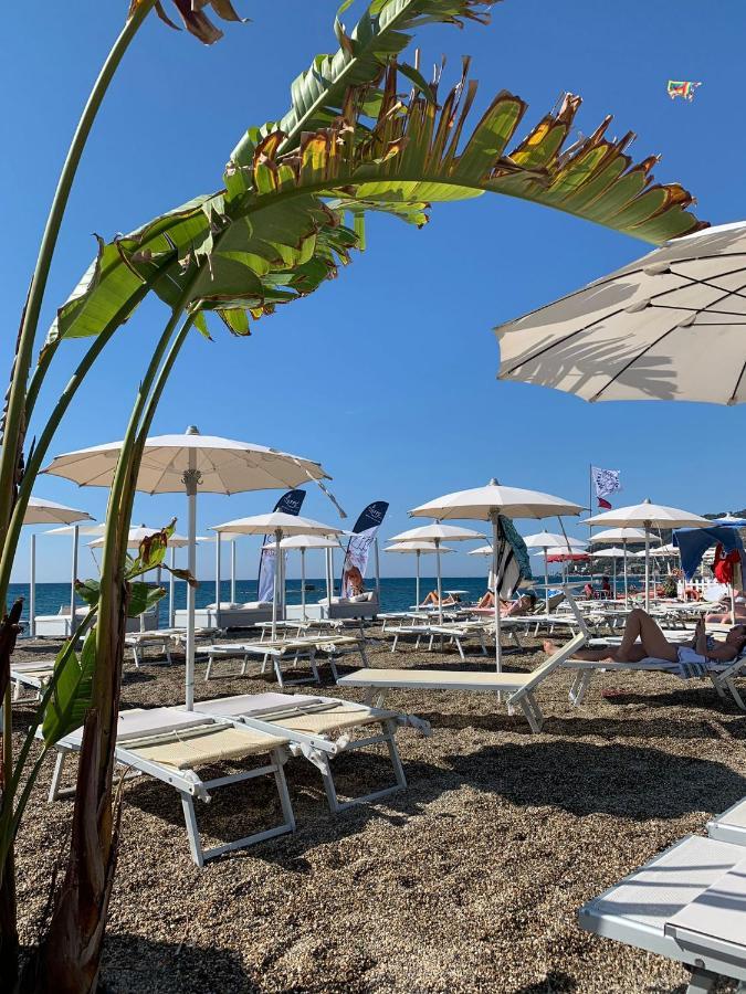 Appartamento SanBart Mare San Bartolomeo Al Mare Esterno foto